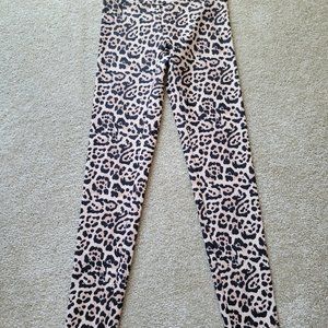 Skatie Women's Leopard Print Buttery Soft Leggings